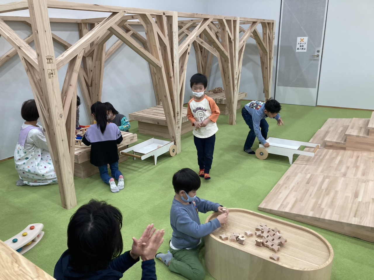 子供の遊び場（大館）　リニューアルオープン